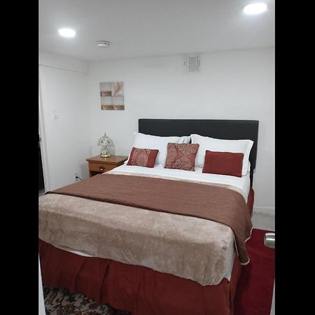 어빙턴 "Cozy Basement Retreat Just 40 Minutes To Nyc!" 아파트 외부 사진