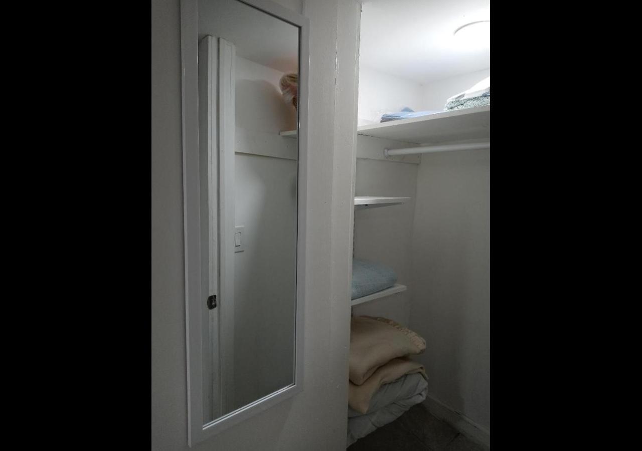 어빙턴 "Cozy Basement Retreat Just 40 Minutes To Nyc!" 아파트 외부 사진