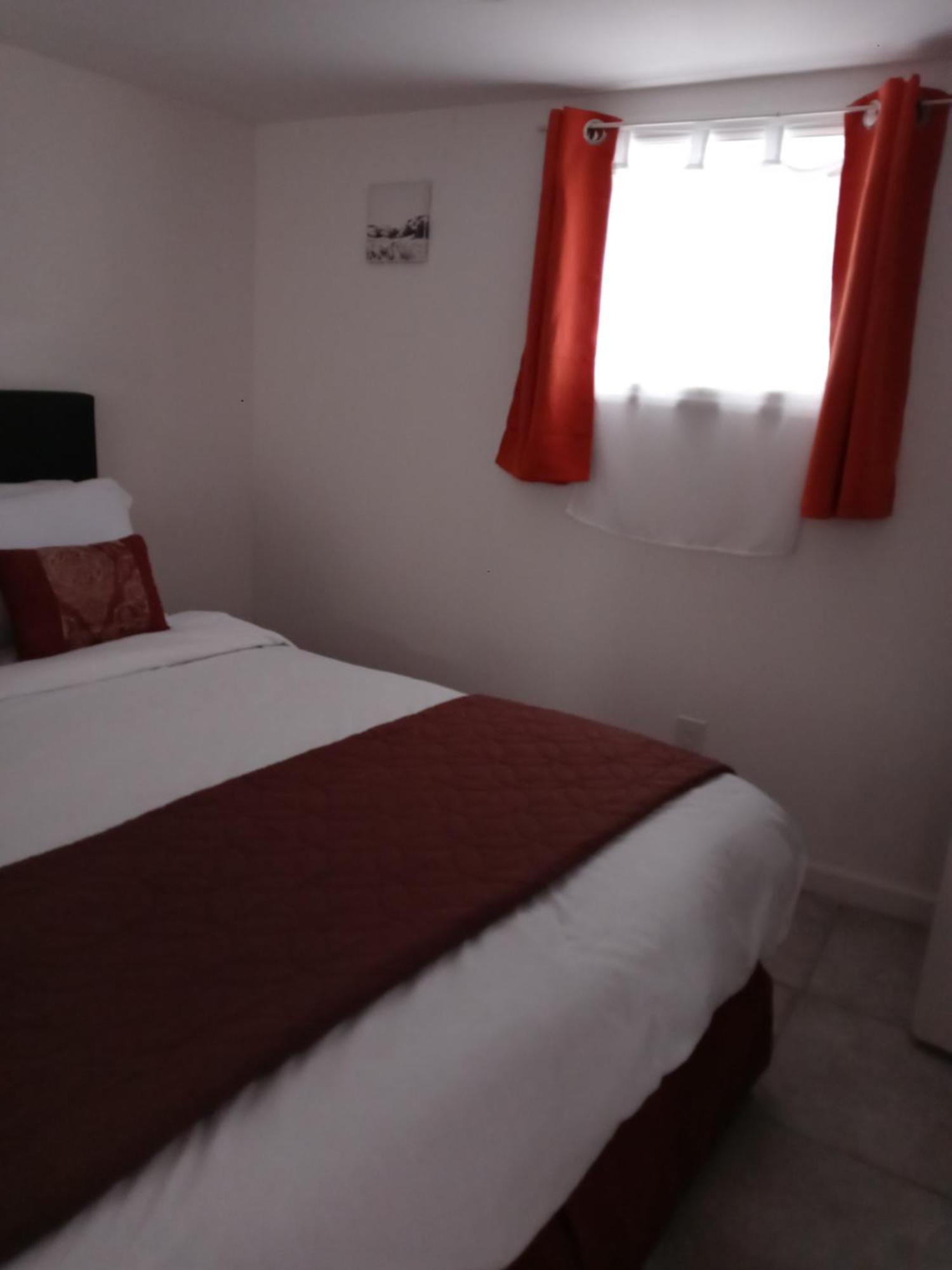 어빙턴 "Cozy Basement Retreat Just 40 Minutes To Nyc!" 아파트 외부 사진