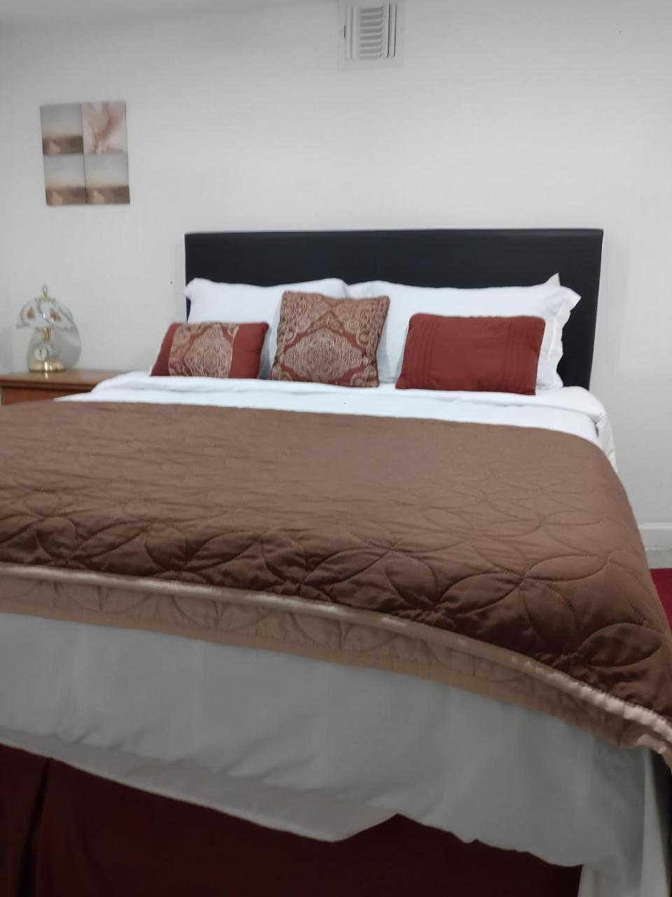 어빙턴 "Cozy Basement Retreat Just 40 Minutes To Nyc!" 아파트 외부 사진